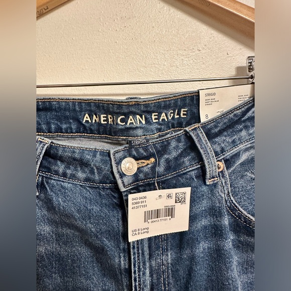 NEW American Eagle Strigid Mom Jean Distressed Stretch Dark Wash Size 8L - Picture 10 of 11